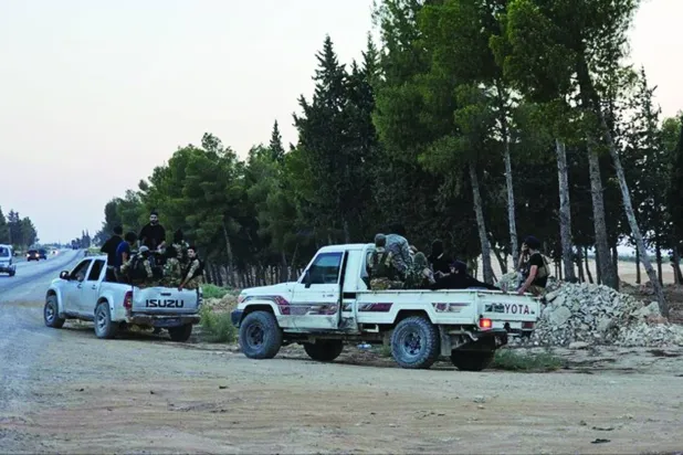 «قسد» أرسلت تعزيزات إلى دير الحافر في محافظة حلب بعد اشتباكات مع القوات السورية (إعلام تركي)