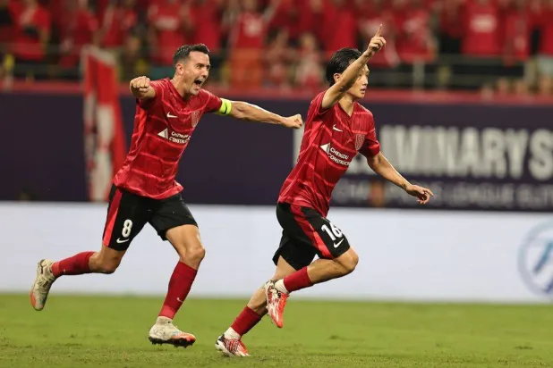 فرحة لاعبي تشينغدو (الاتحاد الآسيوي)