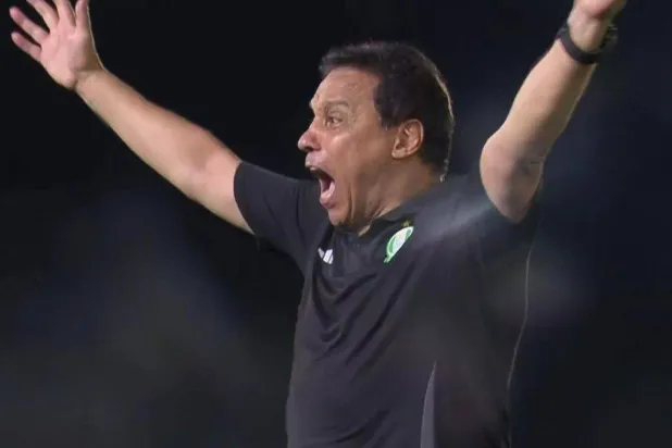 حسام البدري قاد أهلي طرابلس للفوز بلقب الدوري الليبي (وسائل إعلام ليبية)