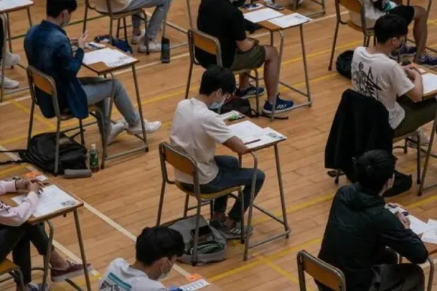 ممارسة 9 دقائق من التمارين الرياضية قبل الخضوع للاختبارات الدراسية يعزز التفكير ويحسِّن الدرجات (رويترز)