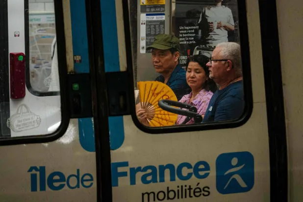 الدراسة تؤكد أن الصحة الجنسية تبقى مهمة طوال الحياة (أ.ف.ب)