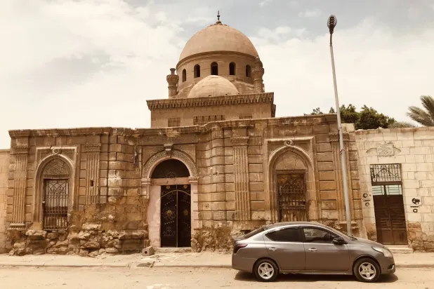 قبة الحجازية تجاور ضريح الإمام الشافعي بجبانة القاهرة (الشرق الأوسط) 