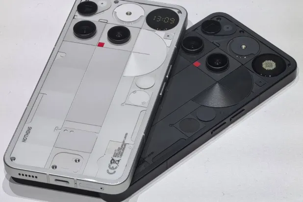 نظام كاميرات خلفية ثلاثية يتفوق على «آيفون 16 برو ماكس»