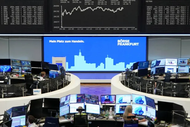 مؤشر أسعار الأسهم الألماني «داكس» في بورصة فرانكفورت (رويترز)