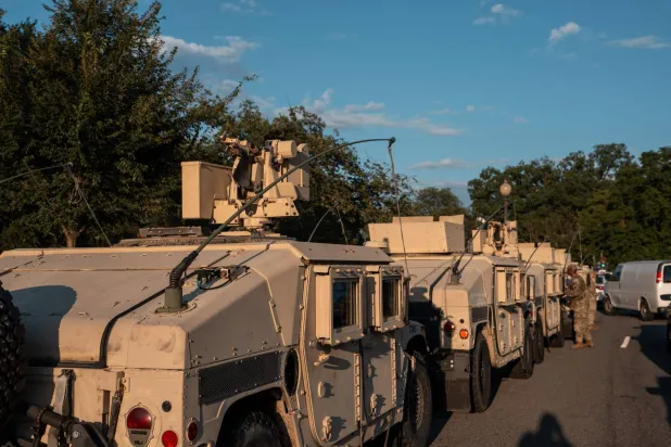 الحرس الوطني في شوارع واشنطن 12 أغسطس 2025 (أ.ف.ب)