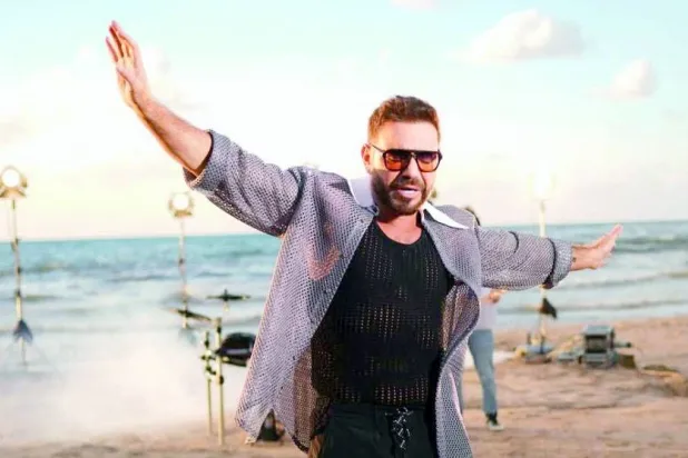 إيوان لـ«الشرق الأوسط»: سعيد بالنضج الإنساني والمهني الذي أعيشه