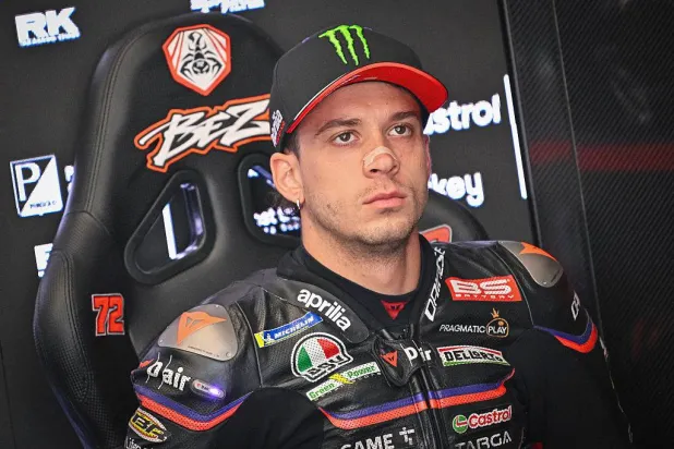 ماركو بتسيكي متسابق فريق أبريليا ينطلق أولاً في النمسا (وسائل إعلام عالمية)