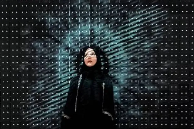 «أهدي سلامي وتحياتي» في أثناء عرضه في معرض «بين ثقافتين» 2023 (الفنانة)