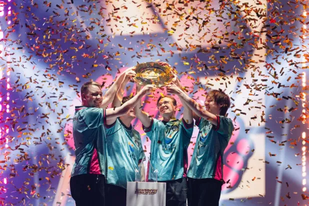 تويستد مايندز لحظة تتويجه باللقب (الشرق الأوسط)