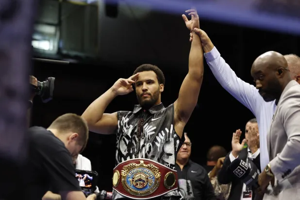 إيتاوما بطل ليلة النزالات العالمية (رويترز)