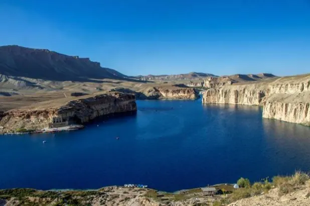 أعلنت سلطات «طالبان» عن مشروعات واسعة شكلت مصدر توتر مع الدول المجاورة (أ.ف.ب)