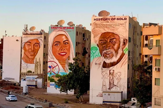 جداريات مبادرة «ذهب أسوان» (الشرق الأوسط)