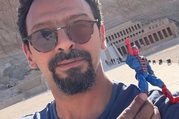 مدير التصوير تيمور تيمور (حسابه على موقع «فيسبوك»)