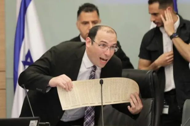 سيمحا روتمان عضو الكنيست عن حزب الصهيونية الدينية اليميني المتطرف (إ.ب.أ)