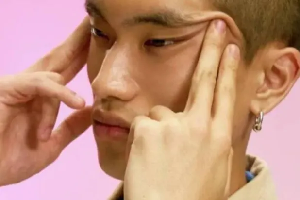 لقطة من الإعلان الذي أثار غضباً في الصين (سواتش)