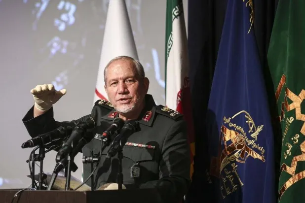 صفوي يلقي خطاباً خلال مراسم لقوات «الحرس الثوري» في طهران (أرشيفية - مهر)