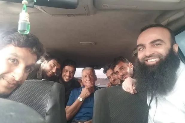 العقيد يائيل حسن العلي لدى اعتقاله (متداولة فيسبوك)