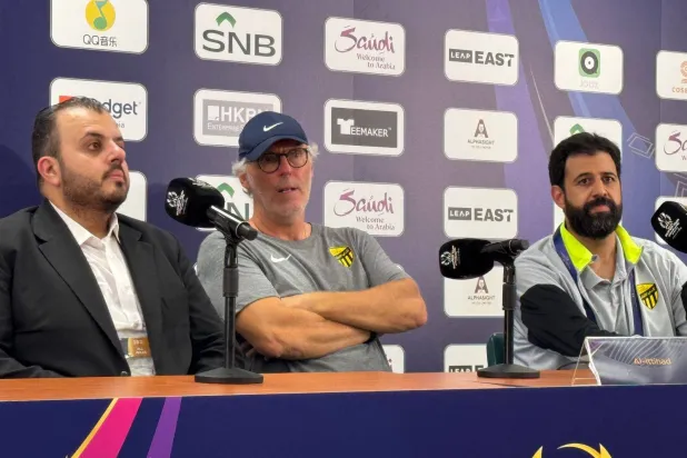 لوران بلان خلال المؤتمر الصحافي (الشرق الأوسط)