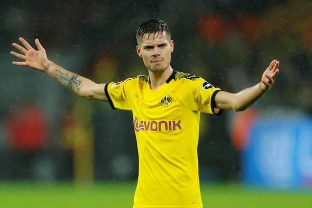 جوليان فيغل (رويترز)