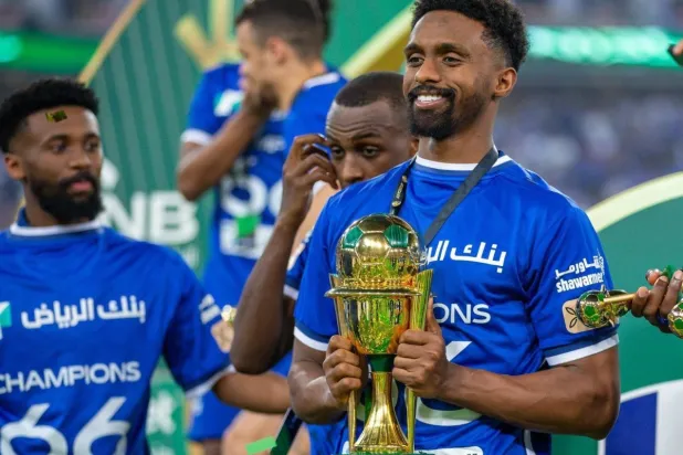 خليفة الدوسري يرغب في المشاركة بصورة أكبر مع الهلال (الشرق الأوسط)