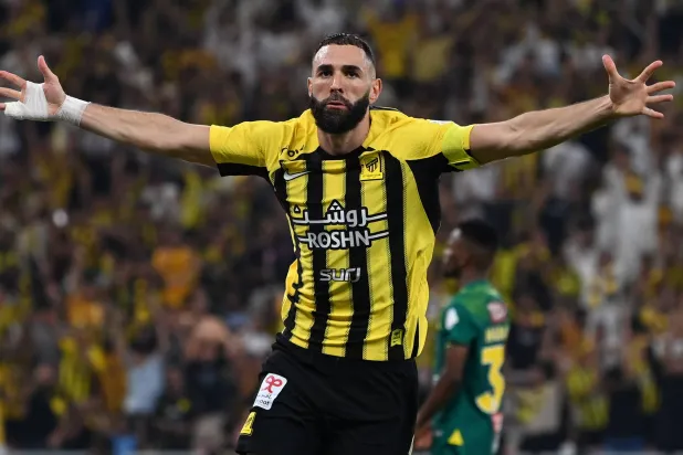 بنزيمة حصل على جائزة أفضل لاعب في الدوري السعودي (الشرق الأوسط)