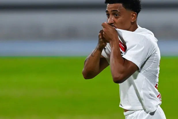  خوان ألفينا محتفلا بأول أهدافه مع الزمالك (نادي الزمالك)