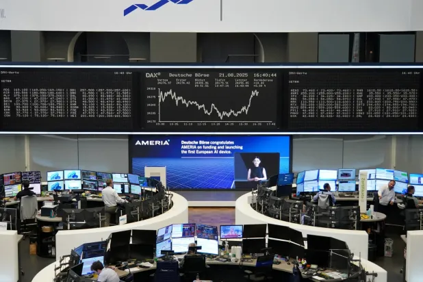 مؤشر الأسهم الألماني «داكس» في بورصة فرانكفورت (رويترز)