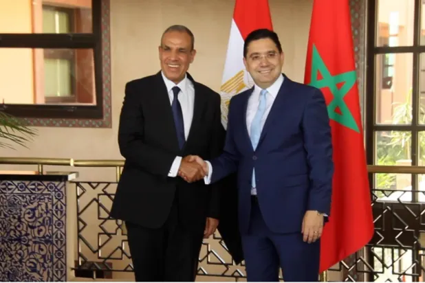 وزير الخارجية المصري خلال لقاء نظيره المغربي بالرباط في مايو الماضي (الخارجية المصرية)