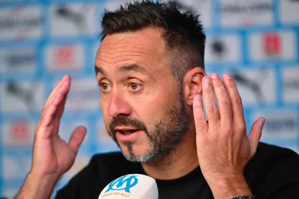 روبرتو دي زيربي المدير الفني لفريق مرسيليا الفرنسي (أ.ف.ب)