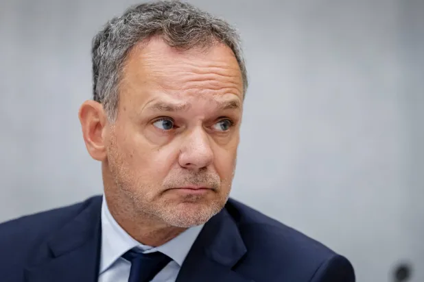 وزير الخارجية الهولندي كاسبار فيلدكامب (أ.ف.ب)