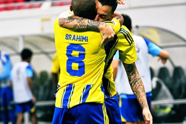 براهيمي سجل الهدف الثاني للغرافة (نادي الغرافة)