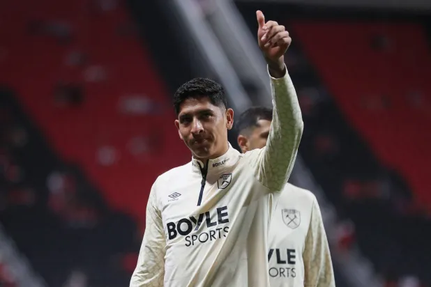 المكسيكي الدولي أديسون ألفاريز (أ.ف.ب)