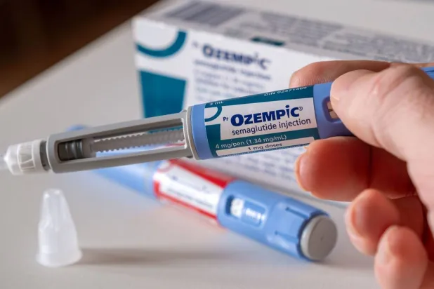 حقن التخسيس ومنها أوزمبيك اكتسبت شهرة واسعة في السنوات الأخيرة بفضل فاعليتها في خفض الوزن (جامعة كوينزلاند)