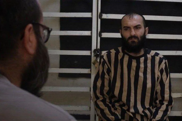 سجانو «صيدنايا» وجهاً لوجه مع معتقلين تعرضوا للتعذيب