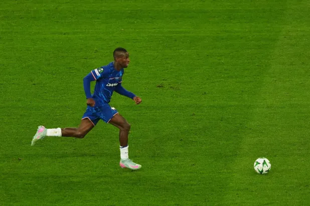 نيكولاس جاكسون مهاجم تشيلسي الإنجليزي (رويترز)