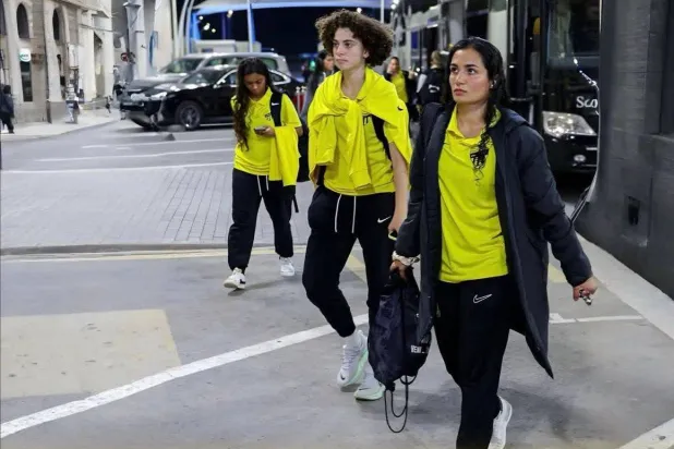 فريق السيدات بنادي الاتحاد سيعسكر في مدينة جيرونا الإسبانية (نادي الاتحاد)