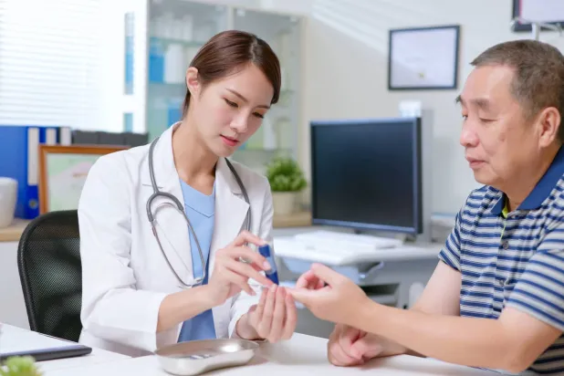 دراسة رائدة: الرياضة والغذاء يعيدان ضبط الجينات المسؤولة عن التمثيل الغذائي في الجسم