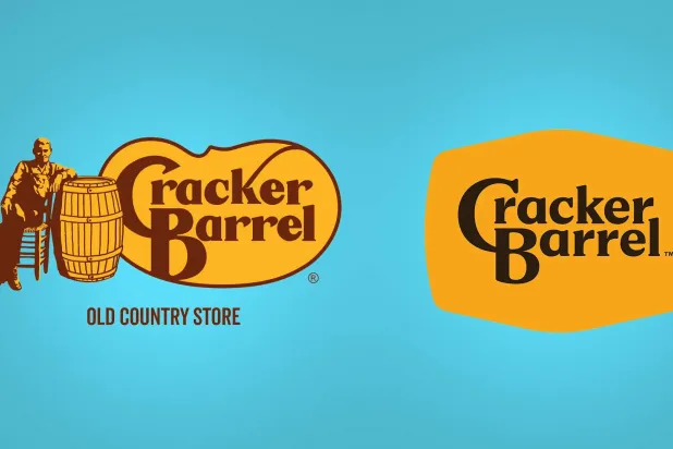 على اليسار الشعار القديم لسلسلة مطاعم «كراكر باريل» الأميركية والشعار الجديد لها (كراكر باريل)