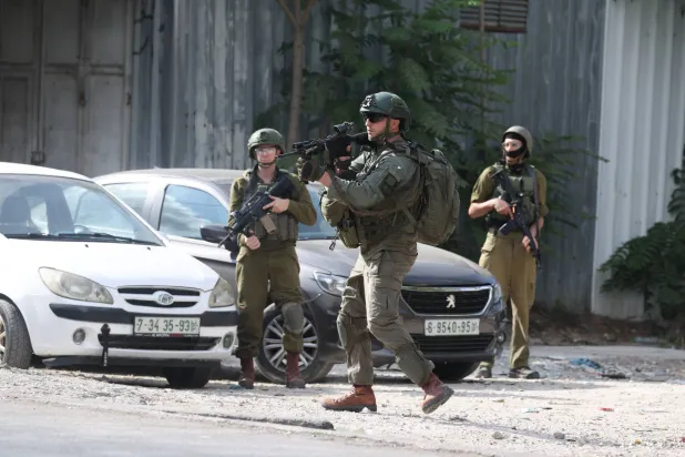 تصعيد إسرائيلي على الفلسطينيين في الضفة الغربية (إ.ب.أ)