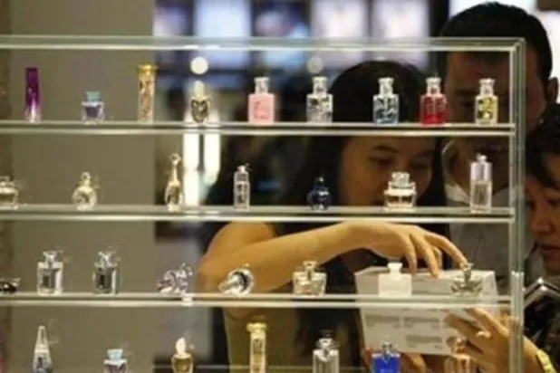 استخدام نوع معين من العطور يمكن أن يعزز قوة الدماغ (رويترز)