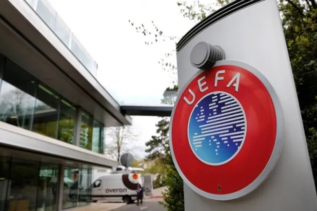 طلب الاتحاد الإسباني إقامة مباراة برشلونة مع فياريال في ميامي الأميركية الشهر المقبل (رويترز)