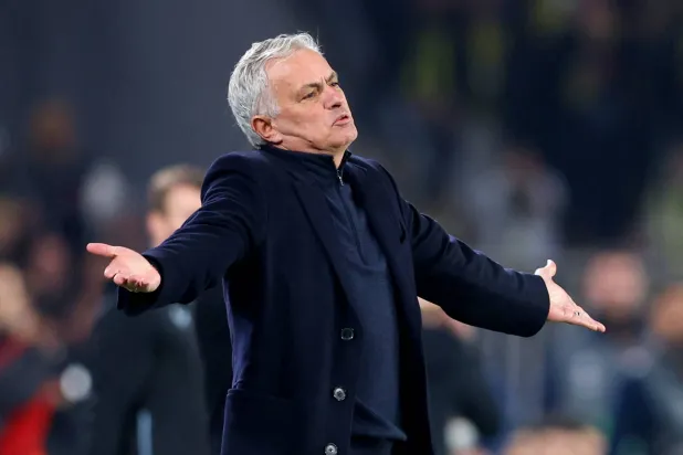 Mourinho Sacked by Türkiye's Fenerbahce