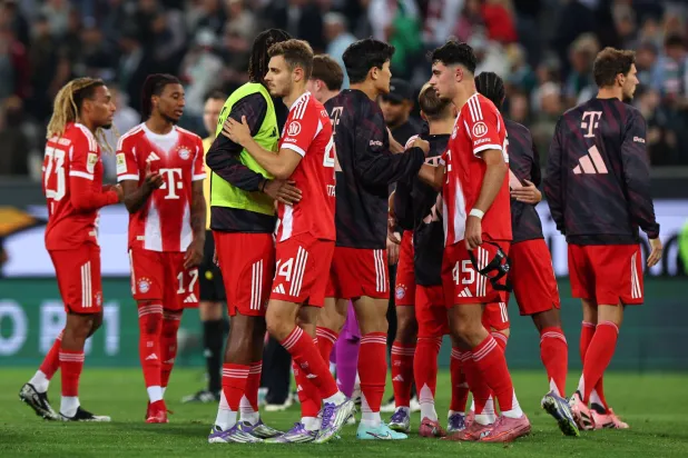 بايرن ميونيخ الألماني يعاني رغم الانتصارات (إ.ب.أ)