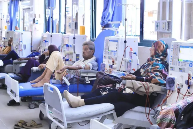 مدير المجمع الطبي أكد أن الدعم السعودي السخي سيسهم في تحسين الخدمات الصحية وضمان استمراريتها (واس)