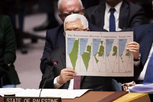 BM, 1947 yılında Filistin'i topraklarının yüzde 42'sini kapsayan bir Arap devleti ve yüzde 58'ini kapsayan bir Yahudi devleti olarak bölme planını kabul etti (AFP)