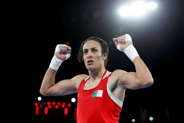 الملاكمة الجزائرية إيمان خليف (رويترز)