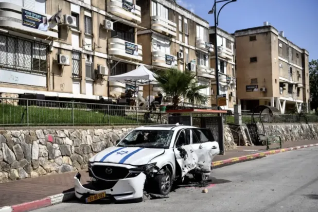 Hizbullah'ın savaş sırasında gerçekleştirdiği bombalamalar, birçok İsraillinin kuzeydeki şehirlerden kaçmasına neden oldu. (Reuters)