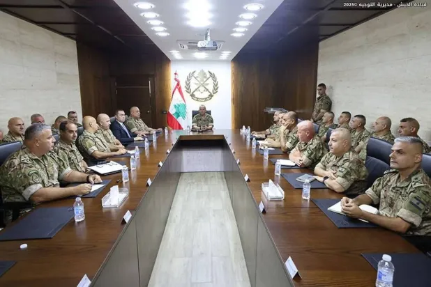 Army Commander General Rodolphe Haykal meets with senior staff, unit and battalion commanders, and a number of officers to discuss the exceptional phase in Lebanon (Army Command). 