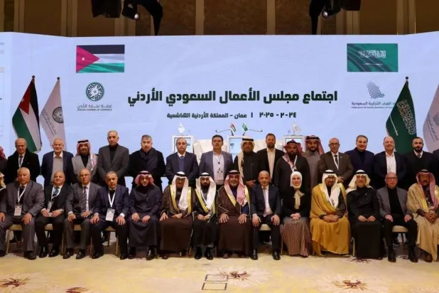 صورة جماعية لأعضاء مجلس الأعمال السعودي الأردني في اجتماع سابق (الشرق الأوسط)