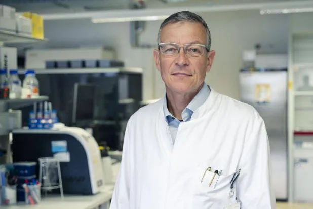 البروفسور روبرت بالس أستاذ الطب الباطني في جامعة سارلاند (لورا غلوكليتش - مستشفى جامعة سارلاند)